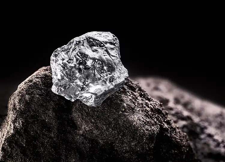 Rough cut raw rhodium