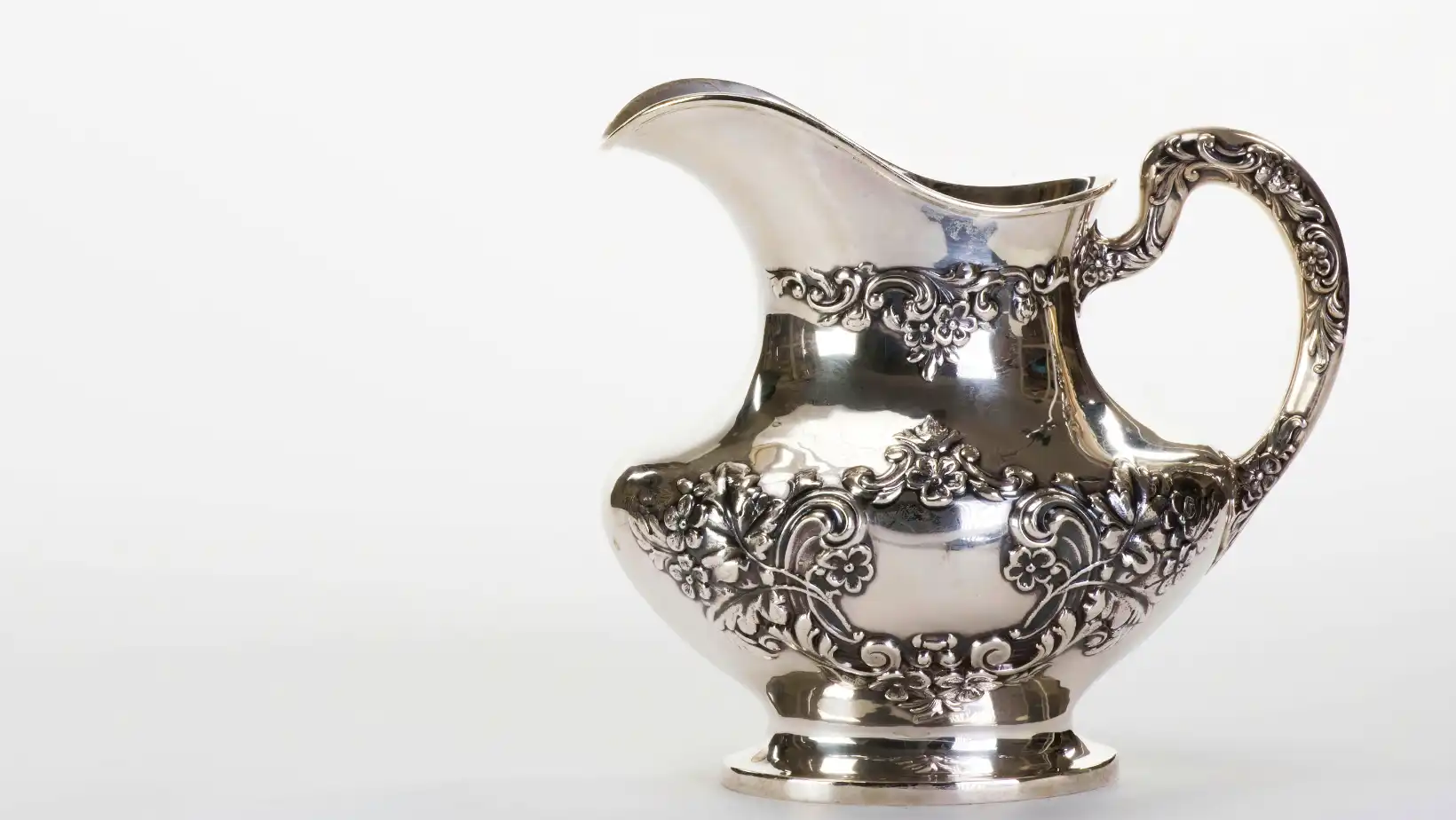 collectible britannia silver tea pot